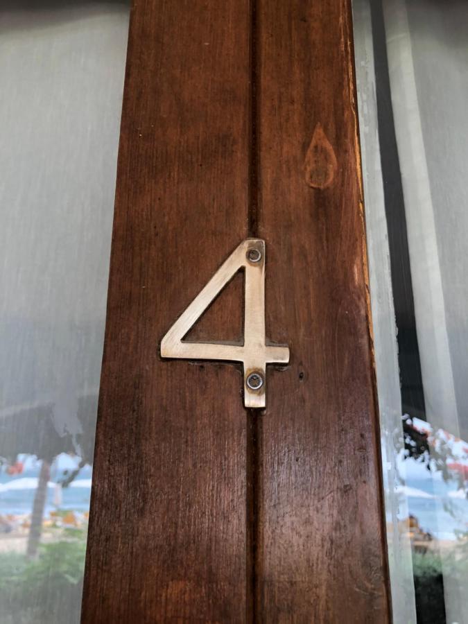 Oceanfront Apt 4 Porto Antigo II Santa Maria Bagian luar foto